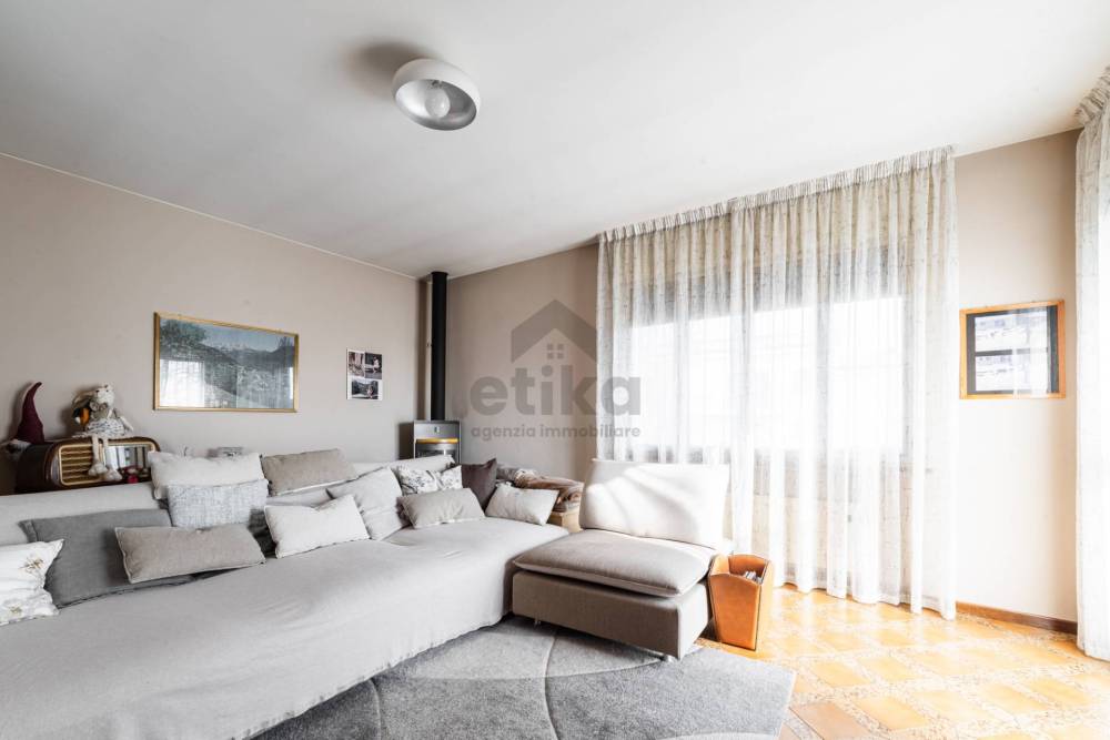 casa indipendente in vendita a Refrontolo