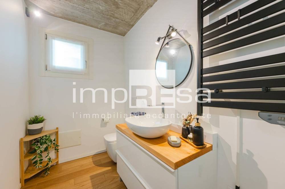 casa indipendente in vendita a Refrontolo