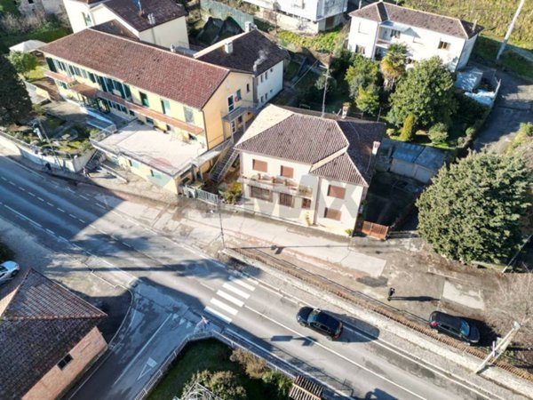 casa indipendente in vendita a Refrontolo