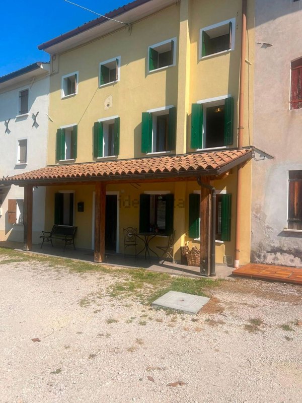appartamento in vendita a Refrontolo
