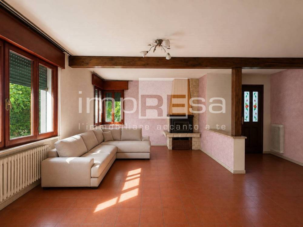 casa indipendente in vendita a Refrontolo