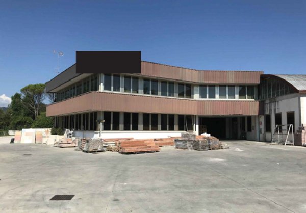 locale commerciale in vendita a Refrontolo