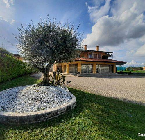 casa indipendente in vendita a Resana in zona Castelminio