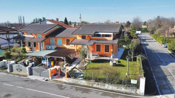 casa indipendente in vendita a Resana in zona San Marco