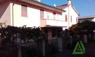 appartamento in vendita a Resana in zona Castelminio