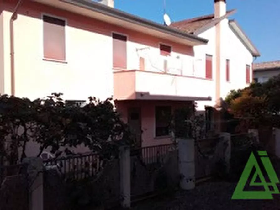 appartamento in vendita a Resana in zona Castelminio