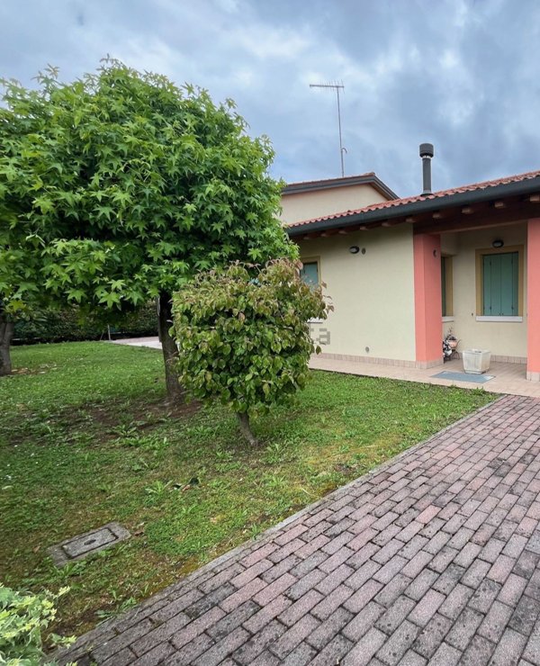 casa indipendente in vendita a Resana