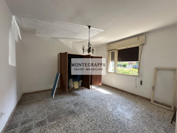 casa indipendente in vendita a Resana in zona Castelminio