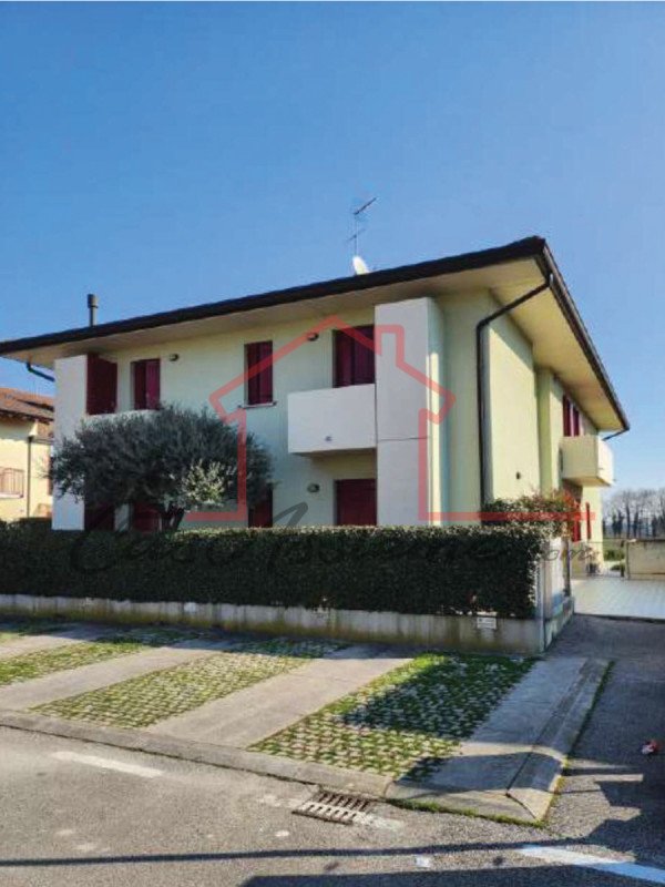 appartamento in vendita a Resana in zona Castelminio