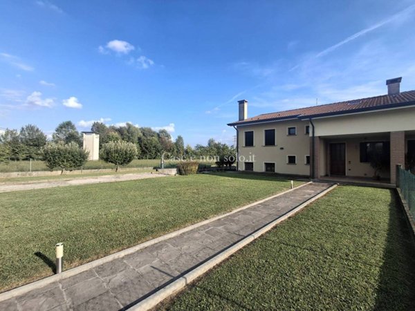 casa indipendente in vendita a Resana