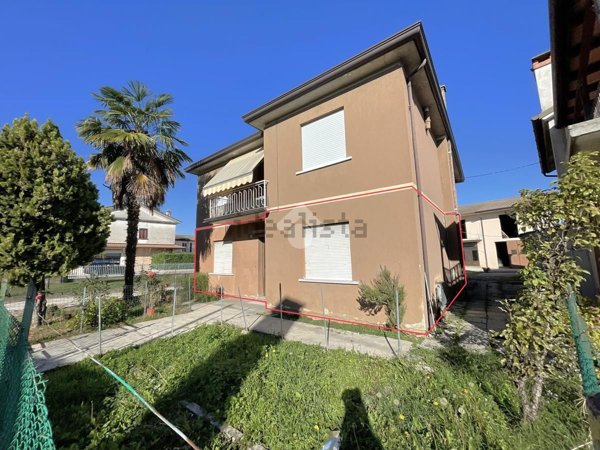 appartamento in vendita a Resana in zona San Marco