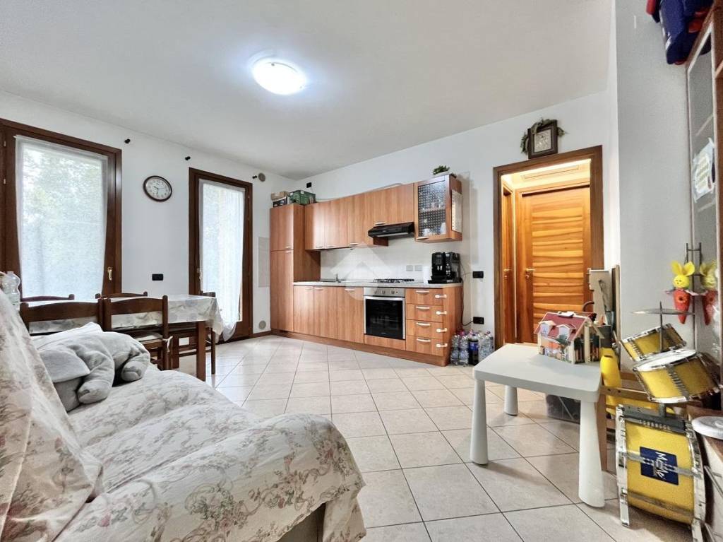 appartamento in vendita a Resana in zona San Marco