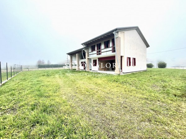 casa indipendente in vendita a Resana in zona Castelminio