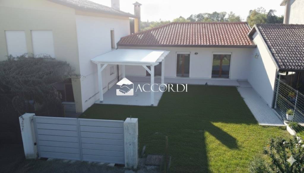 casa indipendente in vendita a Resana