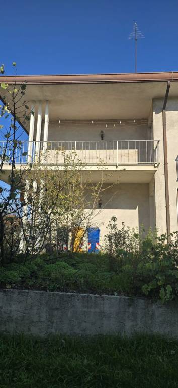 casa indipendente in vendita a Resana in zona Castelminio