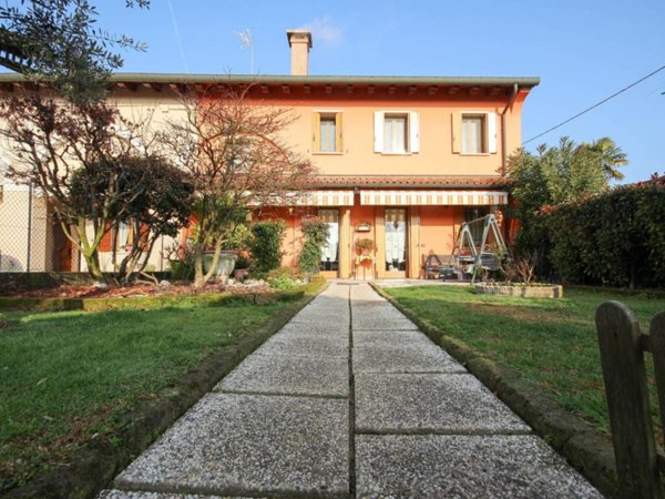 casa indipendente in vendita a Resana