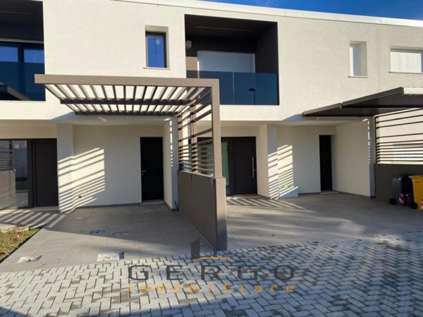 casa semindipendente in vendita a Resana