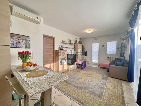 casa indipendente in vendita a Resana in zona Castelminio