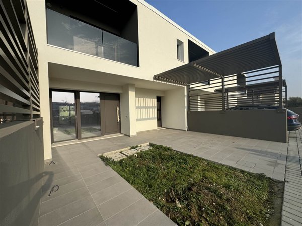 casa indipendente in vendita a Resana