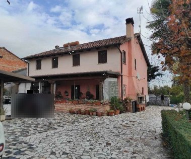casa indipendente in vendita a Resana in zona Castelminio