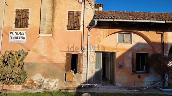appartamento in vendita a Resana in zona San Marco