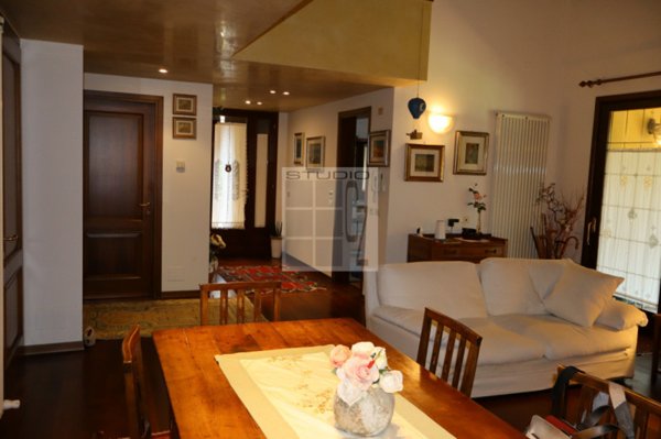 casa indipendente in vendita a Resana