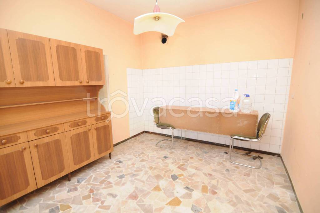 casa indipendente in vendita a Revine Lago in zona Revine