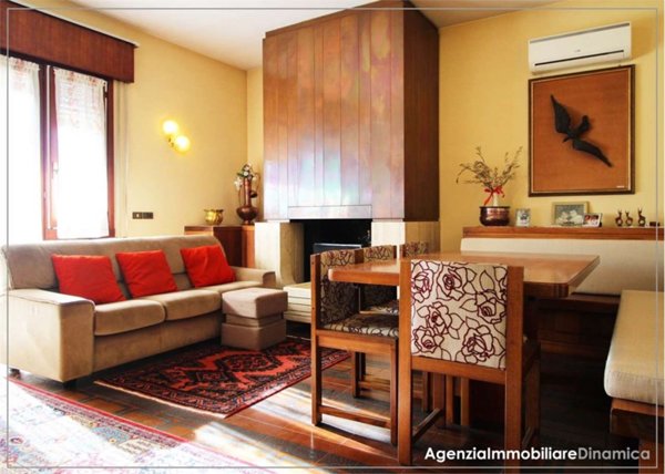 casa indipendente in vendita a Revine Lago in zona Lago