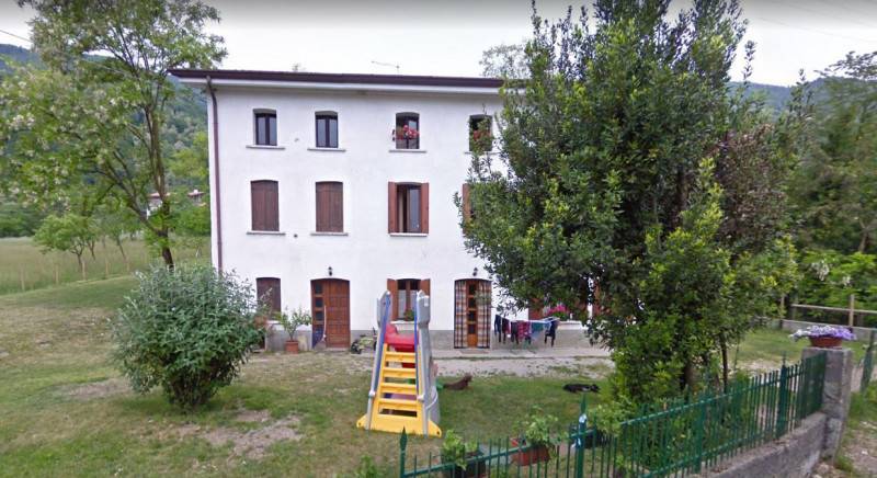 casa indipendente in vendita a Revine Lago