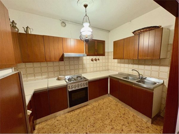 casa indipendente in vendita a Revine Lago in zona Revine