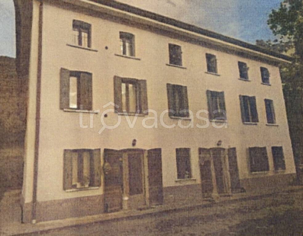 appartamento in vendita a Revine Lago in zona Sottocroda