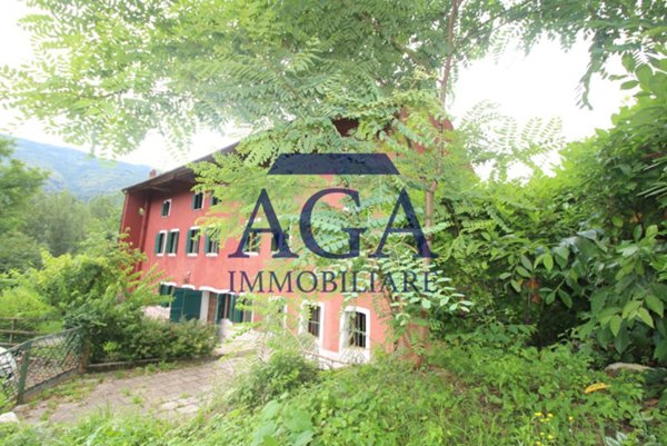 casa indipendente in vendita a Revine Lago