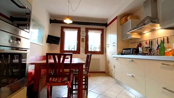 appartamento in vendita a Revine Lago