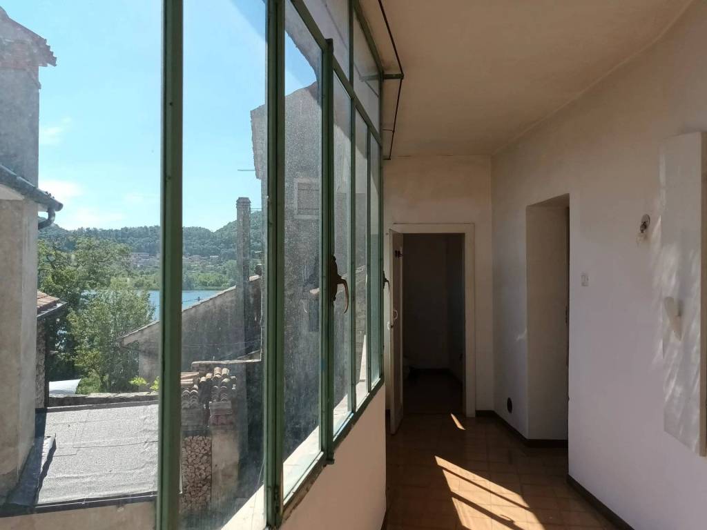 casa indipendente in vendita a Revine Lago in zona Lago