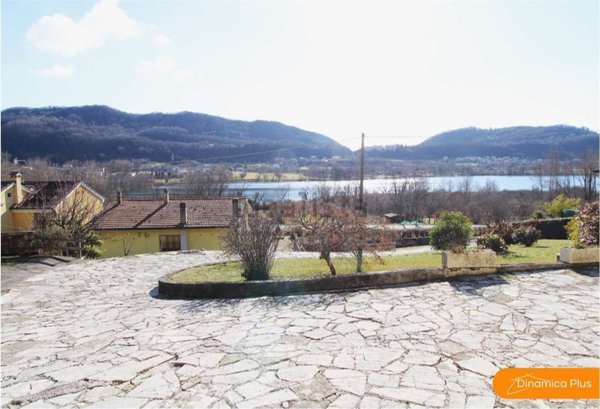 casa indipendente in vendita a Revine Lago in zona Lago