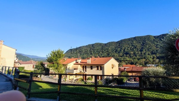 appartamento in vendita a Revine Lago