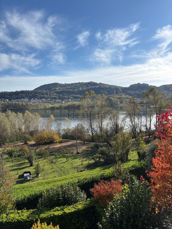 appartamento in vendita a Revine Lago in zona Lago