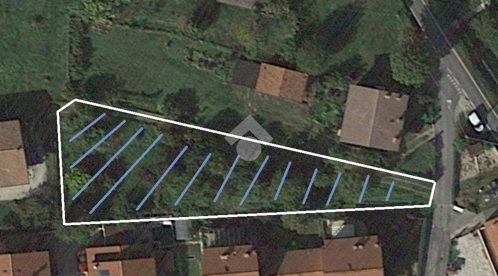 terreno edificabile in vendita a Revine Lago in zona Revine