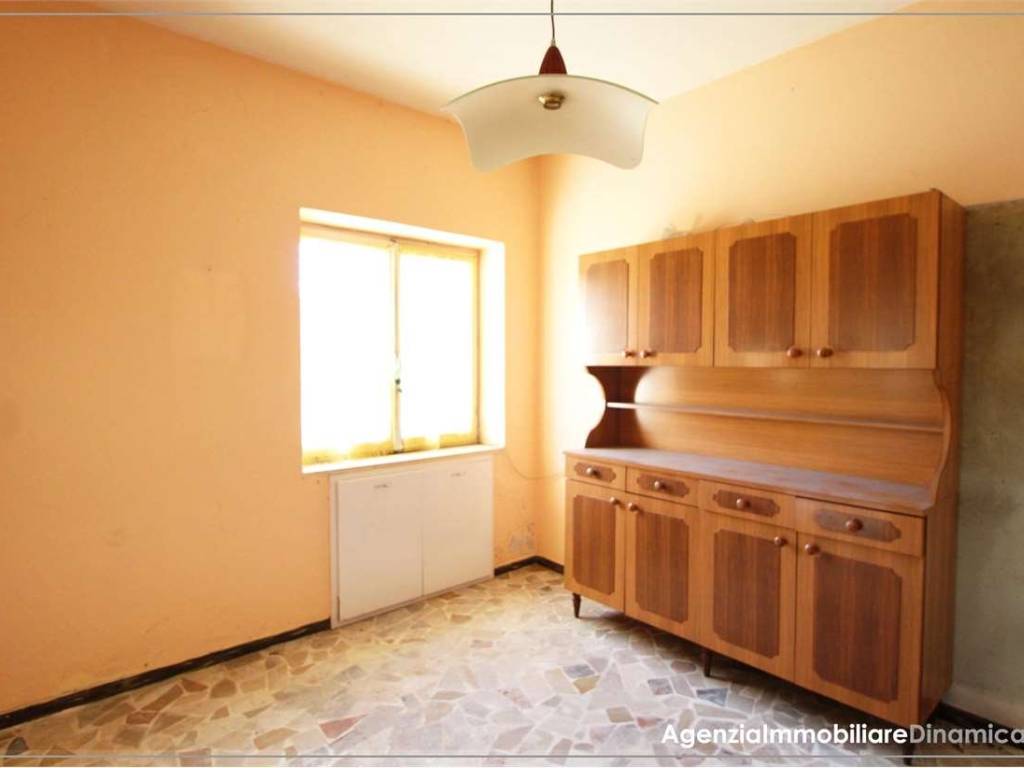 appartamento in vendita a Revine Lago in zona Lago