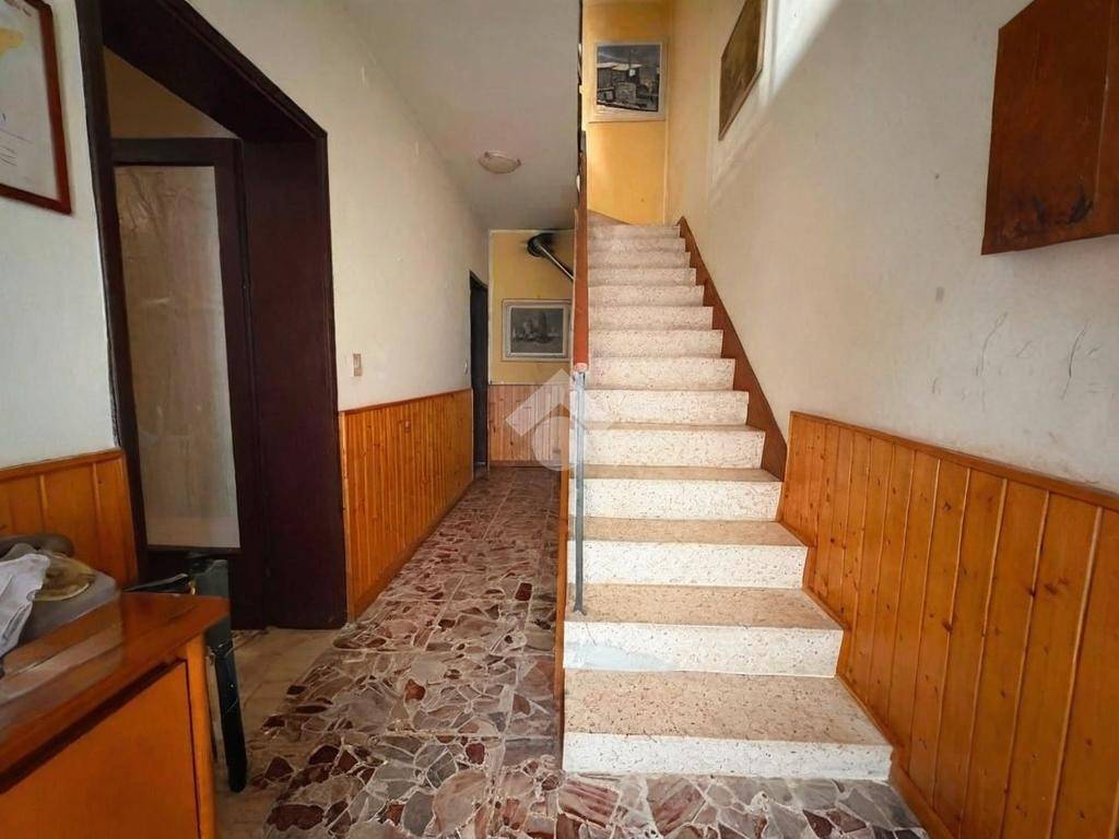 appartamento in vendita a Revine Lago in zona Santa Maria