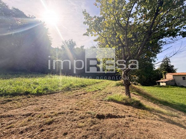 casale in vendita a Revine Lago in zona Lago