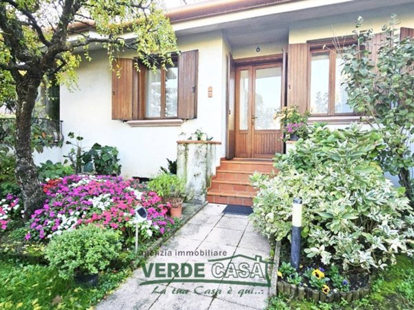 casa indipendente in vendita a Riese Pio X in zona Vallà