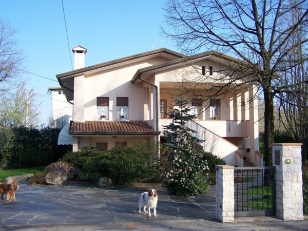 casa indipendente in vendita a Riese Pio X in zona Vallà