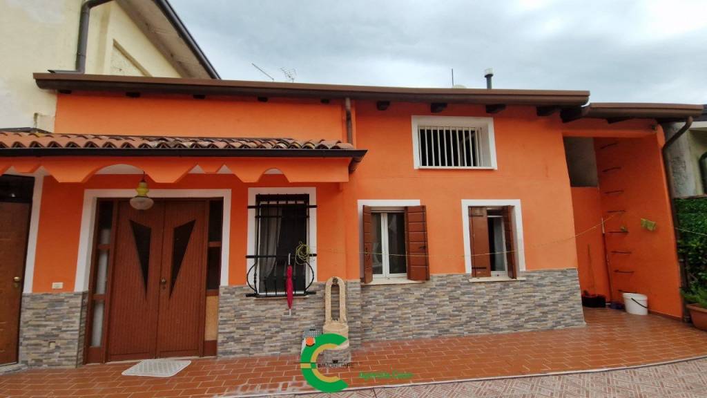 casa indipendente in vendita a Riese Pio X in zona Poggiana