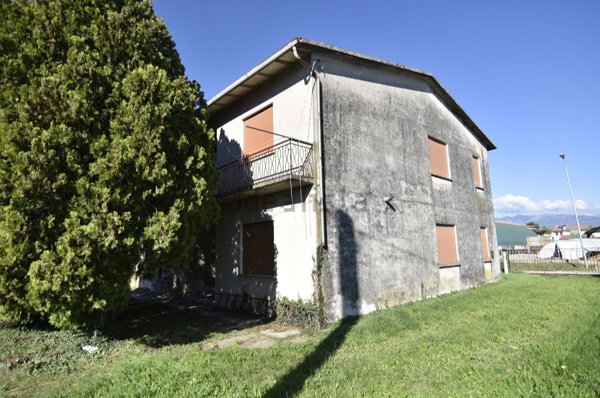 quadrivano in vendita a Riese Pio X