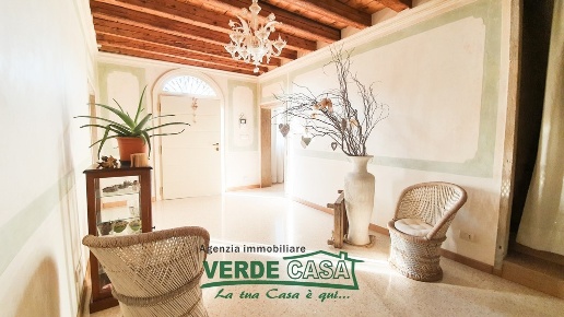 appartamento in vendita a Riese Pio X in zona Vallà