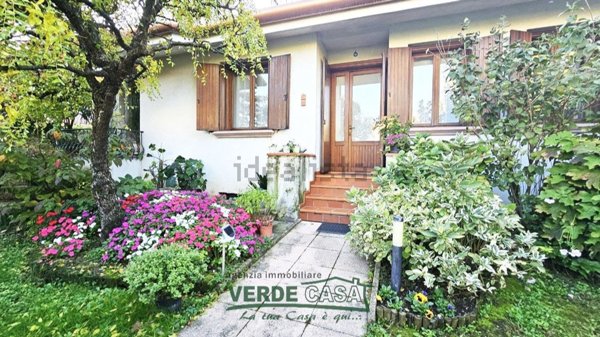 casa indipendente in vendita a Riese Pio X in zona Vallà