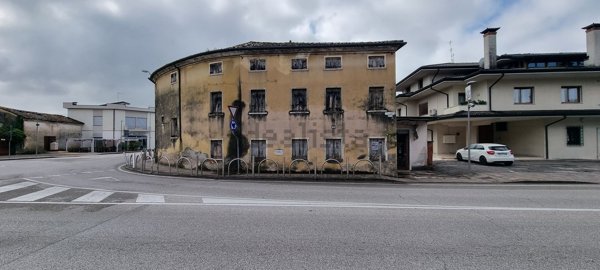 negozio in vendita a Riese Pio X