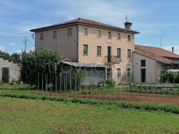 casa indipendente in vendita a Riese Pio X in zona Vallà