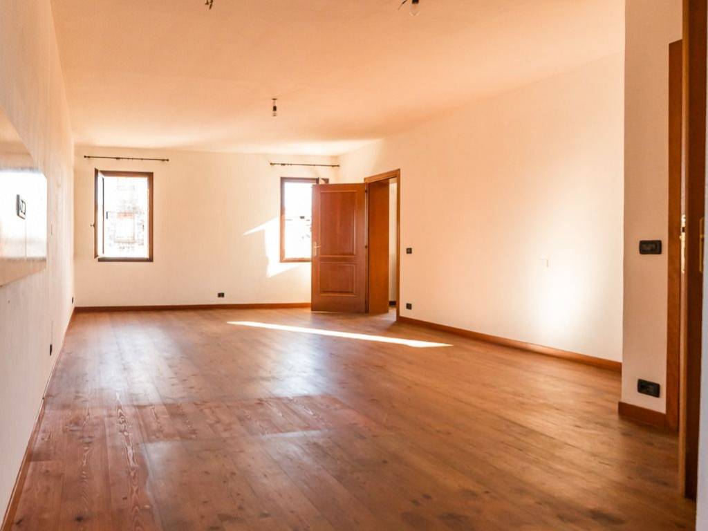 appartamento in vendita a Riese Pio X in zona Spineda